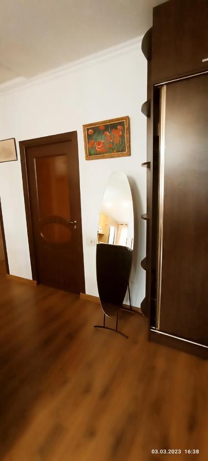 Apartment On Tumanyan Street,19 Yerevan Exterior photo