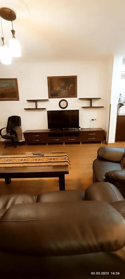 Apartment On Tumanyan Street,19 Yerevan Exterior photo